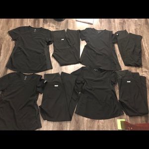 MedCoutoure Maternity XS Sets Scrub Tops & Pants